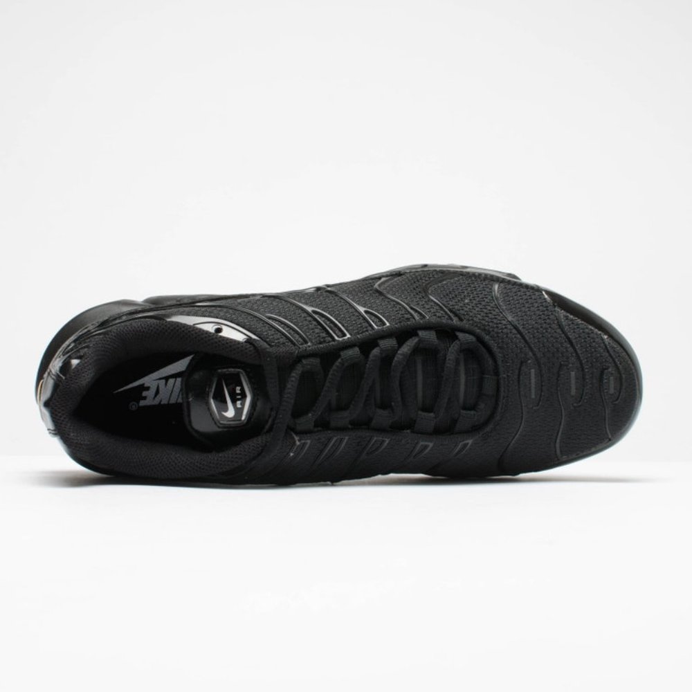 NIKE AIR MAX PLUS "TRIPLE BLACK" Running - Picture 8 of 11